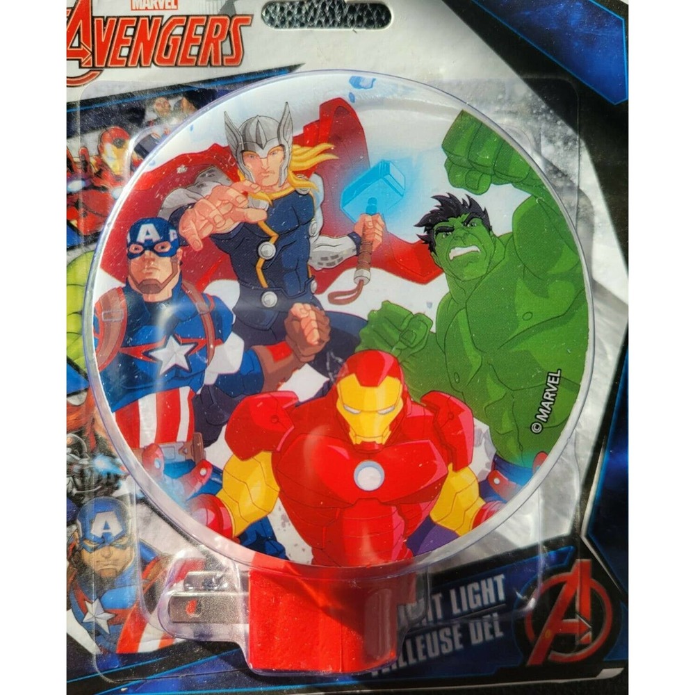 THE AVENGERS LED NIGHT LIGHT NIB SUPER HEROS THOR IRON MAN CAPT AMERICA HULK